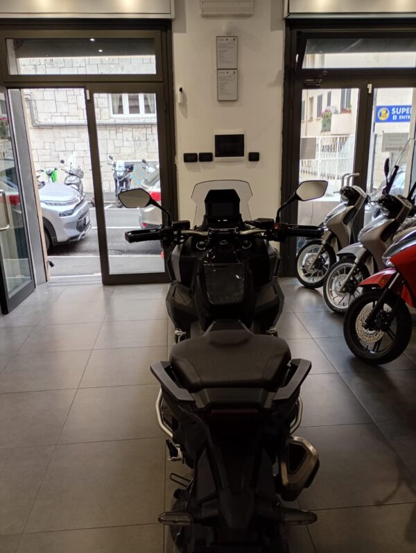 Honda X ADV 750 - immagine 4